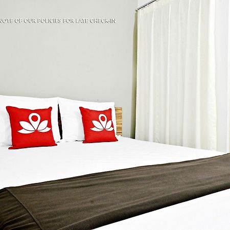 Zen Rooms Mampang Prapatan Jacarta Exterior foto